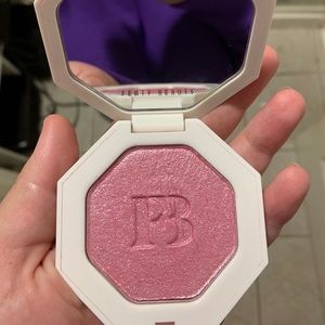 Fenty Beauty Killawatt Highlighter